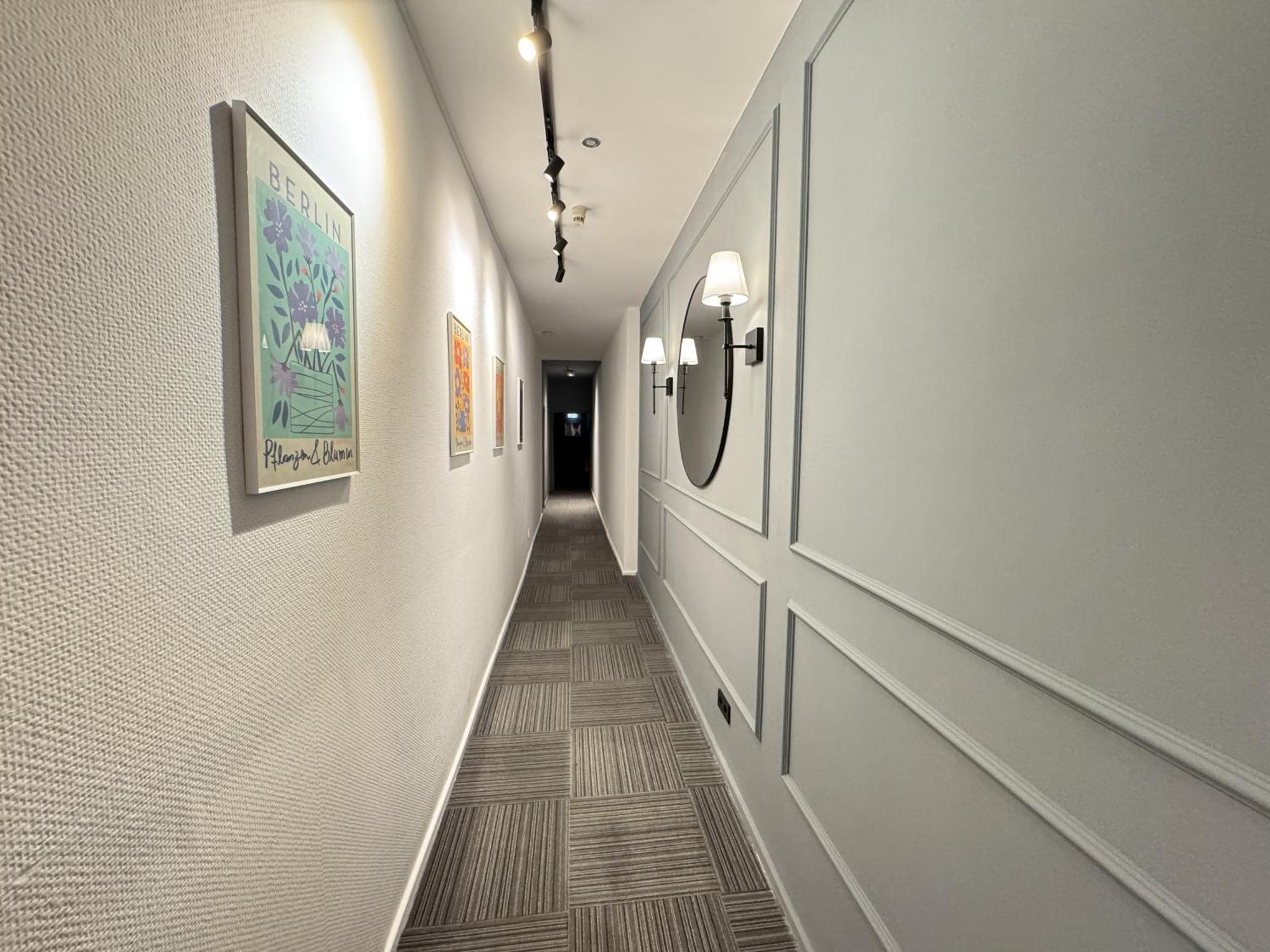 Hotel Bregenz Berlin Bagian luar foto